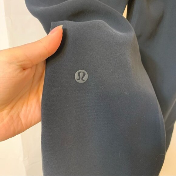 Lululemon On The Fly Pant Woven 27" Black Size 2 - Picture 2 of 7